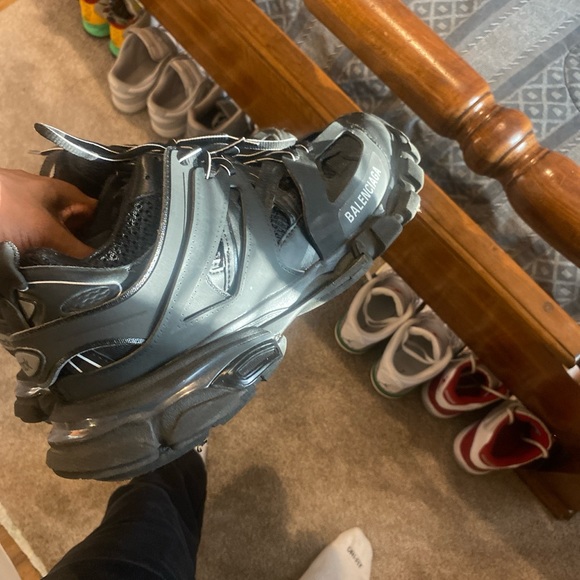 Balenciagas size 10 - Picture 2 of 4